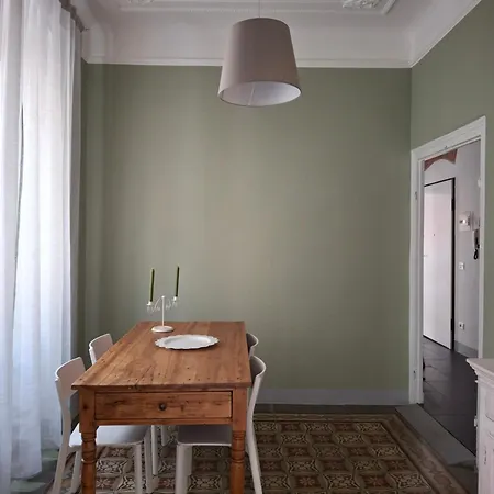 Apartment Charme House