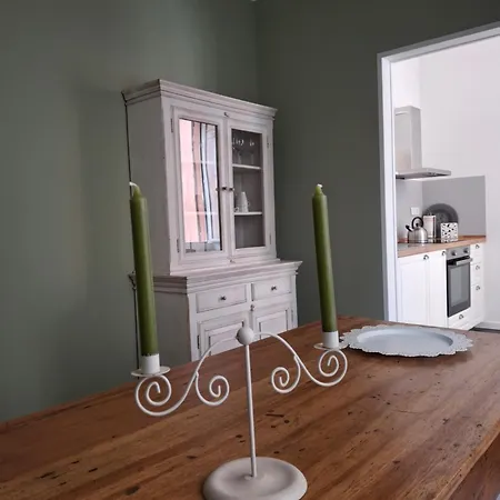 Charme House Apartment La Spezia