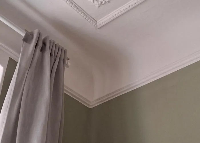 Apartment Charme House *