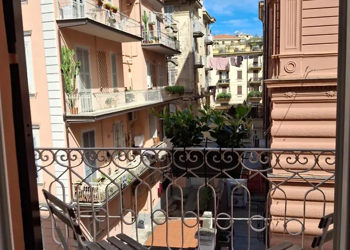 Apartment Charme House *